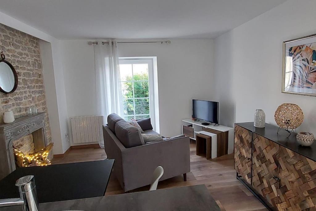 Gite Chez Marianne- La Halte Jurassienne Montmorot Buitenkant foto