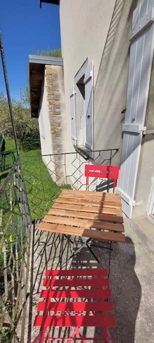 Gite Chez Marianne- La Halte Jurassienne Montmorot Buitenkant foto